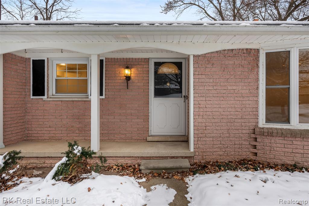 5558 Meadow Lane, Shelby Twp, MI 48316 — Photo 4