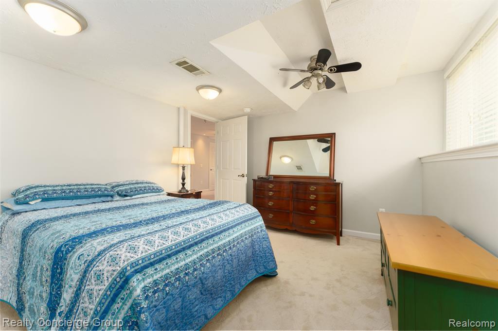 10065 REDHAWK, Perry, MI 48872 — Photo 20