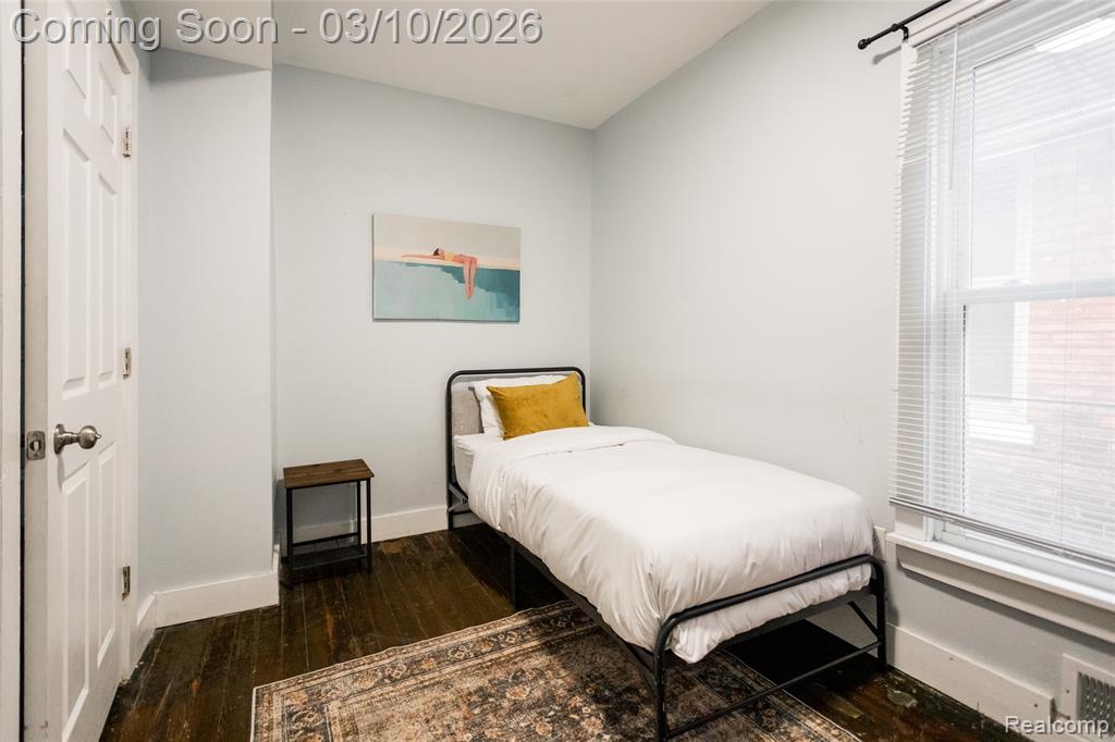 2547 Sheridan Street, Detroit, MI 48214 — Photo 33