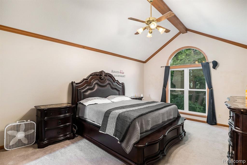 6084 Chatham Court, Grand Blanc, MI 48439 — Photo 20