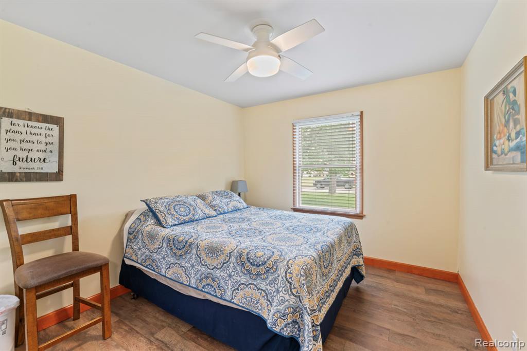6242 Bedford Avenue, Flint, MI 48507 — Photo 22