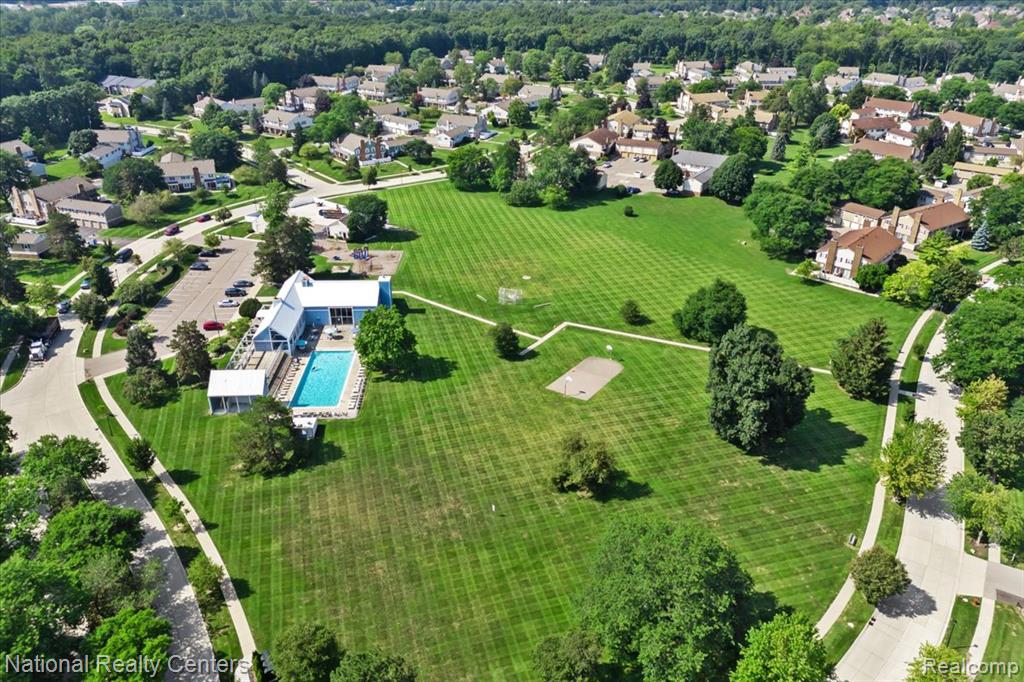 42142 Roscommon Street, Novi, MI 48167 — Photo 31