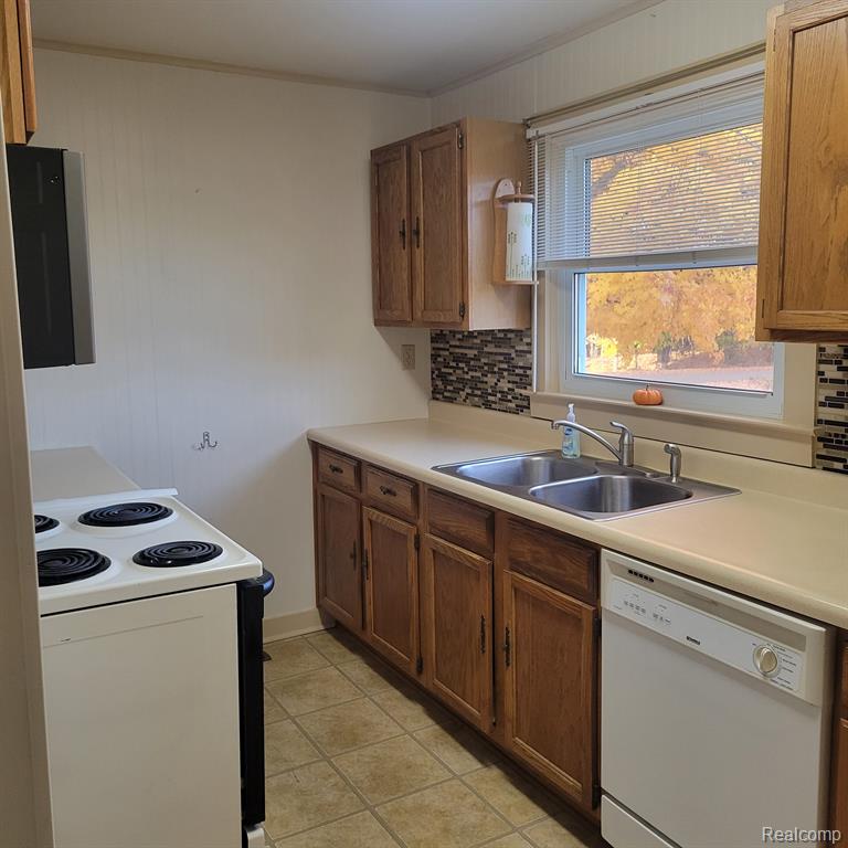 5782 LYONS Road, Imlay City, MI 48444 — Photo 12