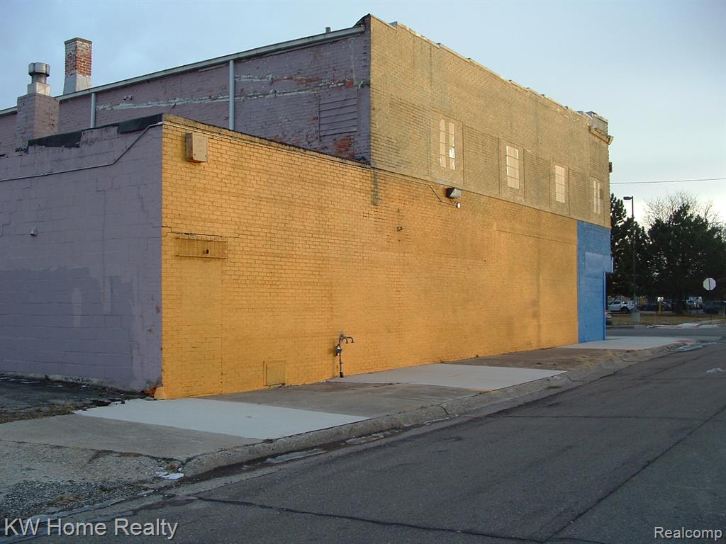 20650 Fenkell Avenue, Detroit, MI 48223 — Photo 26
