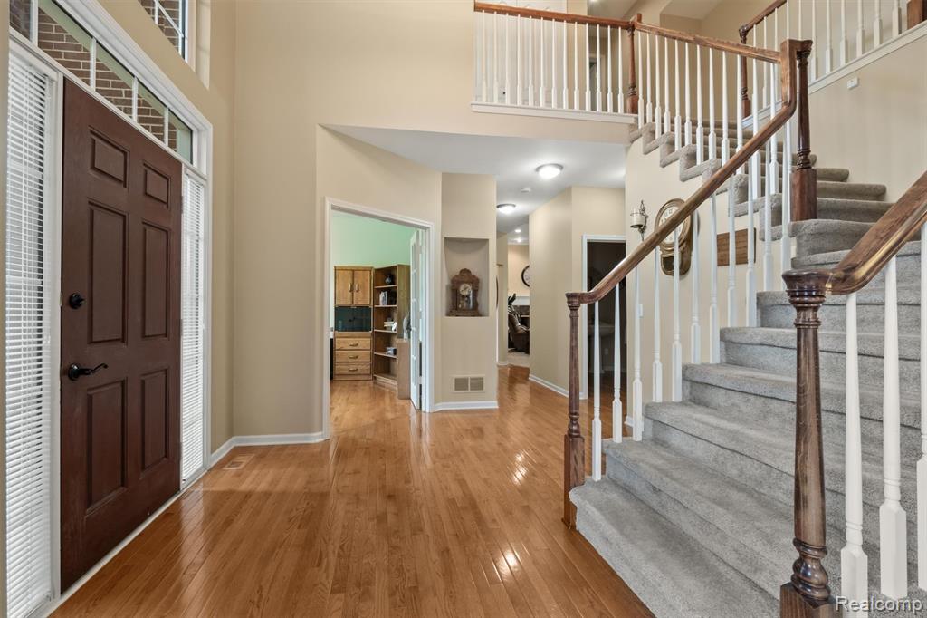 6404 Pennington Drive, White Lake, MI 48383 — Photo 8