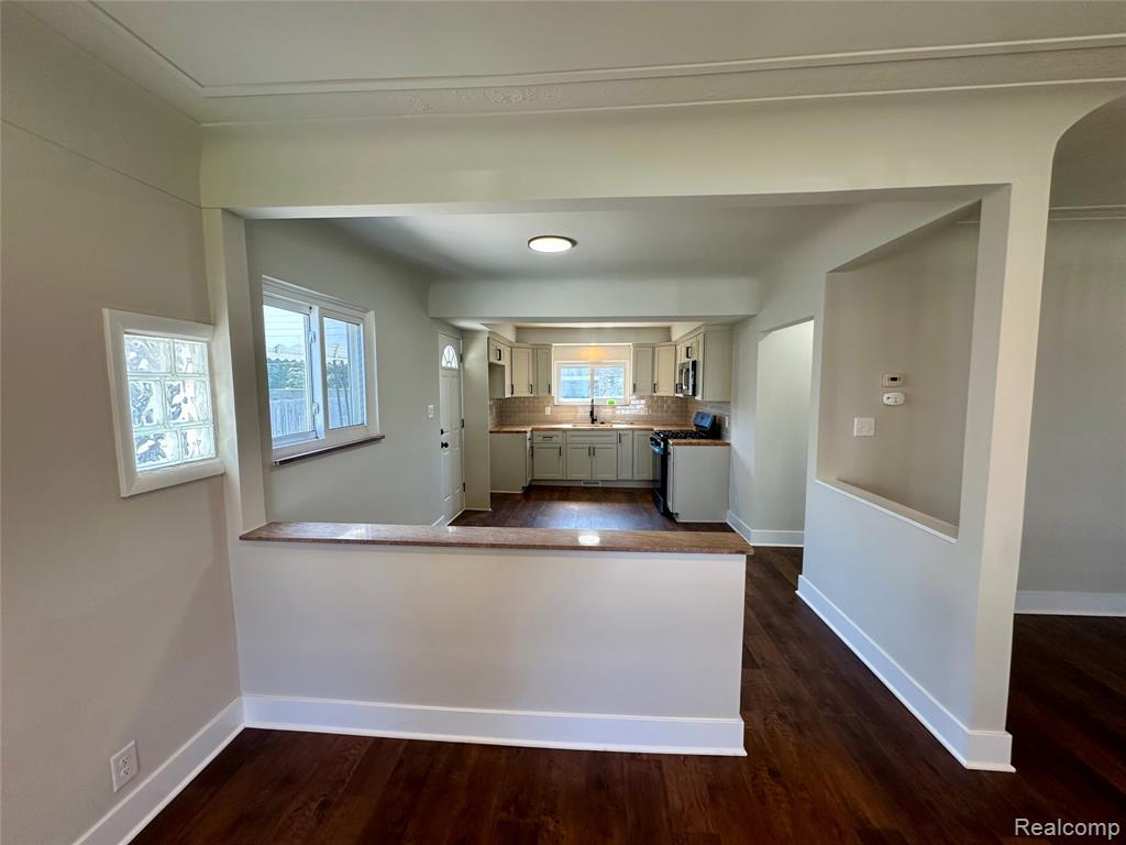 7254 Gerald Avenue, Warren, MI 48092 — Photo 6