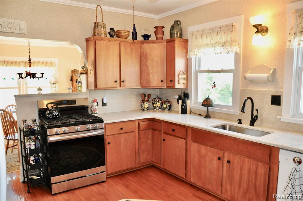 608 E MAPLE Street, Holly, MI 48442 — Photo 25