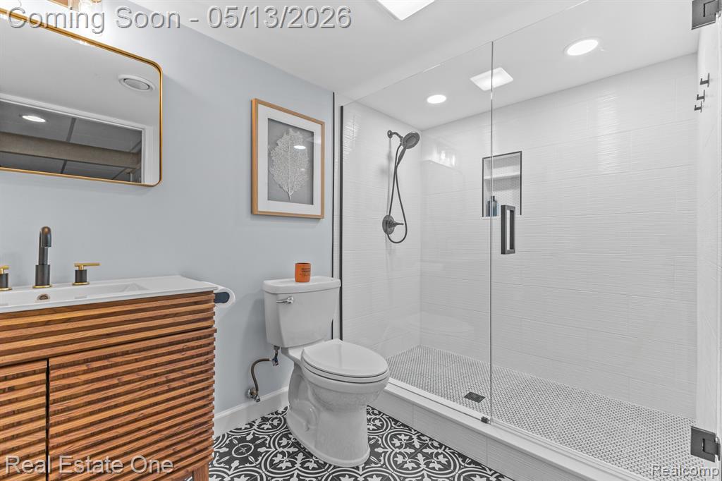 2057 Warbler Court, Commerce Twp, MI 48382 — Photo 30