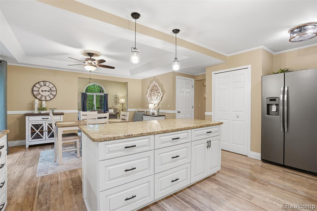 8235 Ironwood Drive, Pinckney, MI 48169 — Photo 12