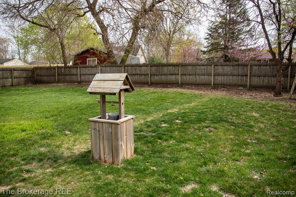 4334 GREGOR Street, Genesee, MI 48437 — Photo 25