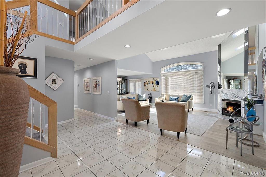 6463 ROYAL POINTE Drive, West Bloomfield, MI — Photo 11