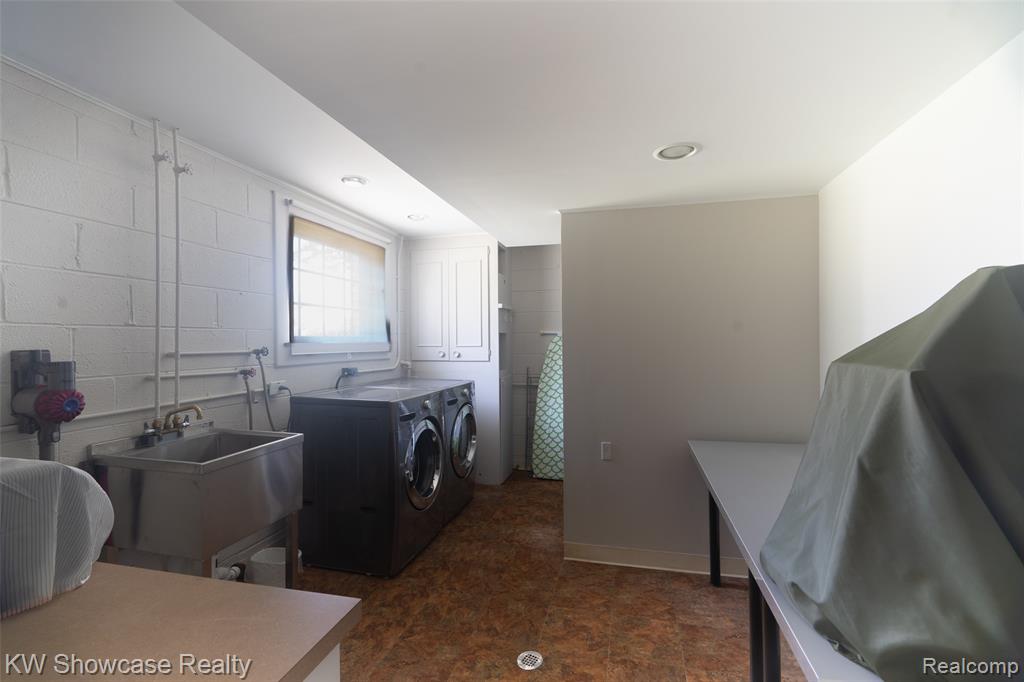 7000 Pebblecreek Road, West Bloomfield, MI — Photo 20
