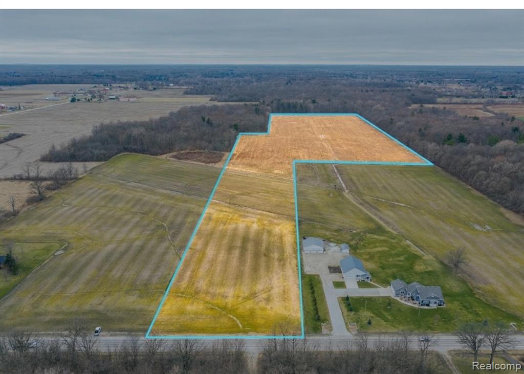 2290 Wadhams Road, St. Clair, MI 48079
