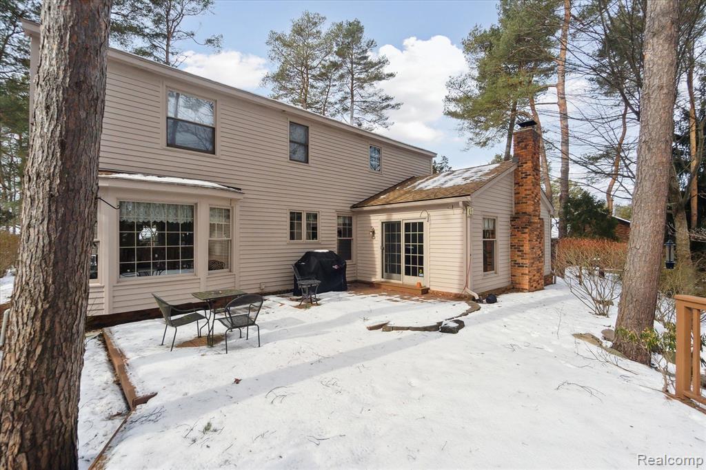 8150 FAWN VALLEY Drive, Clarkston, MI 48348 — Photo 41