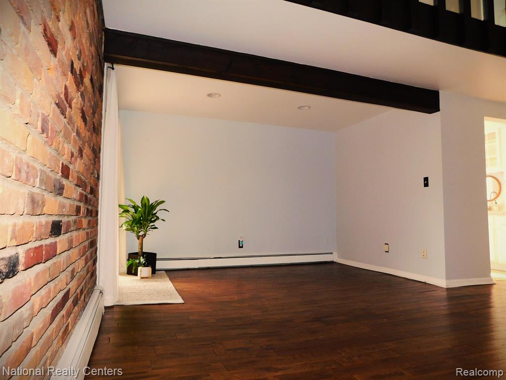 2334 W 14 MILE Road, 11, Royal Oak, MI 48073 — Photo 4