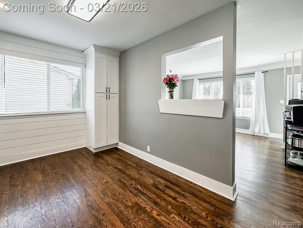 5208 Latimer Street, West Bloomfield, MI 48324 — Photo 11