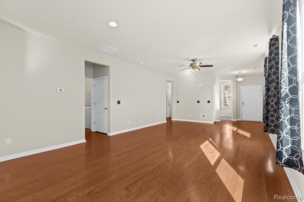 24338 Walloon Way, Brownstown, MI 48134 — Photo 7