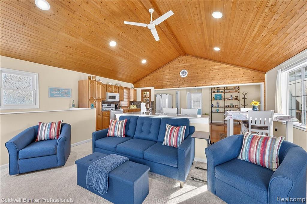11050 Charles Drive, Byron, MI 48418 — Photo 14
