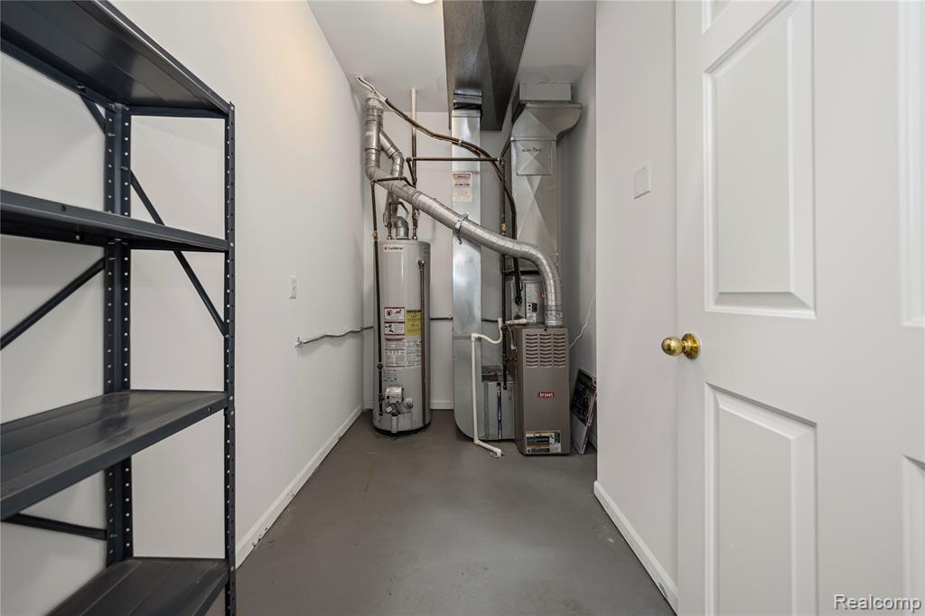 43450 Pendleton Circle, Sterling Heights, MI 48313 — Photo 23