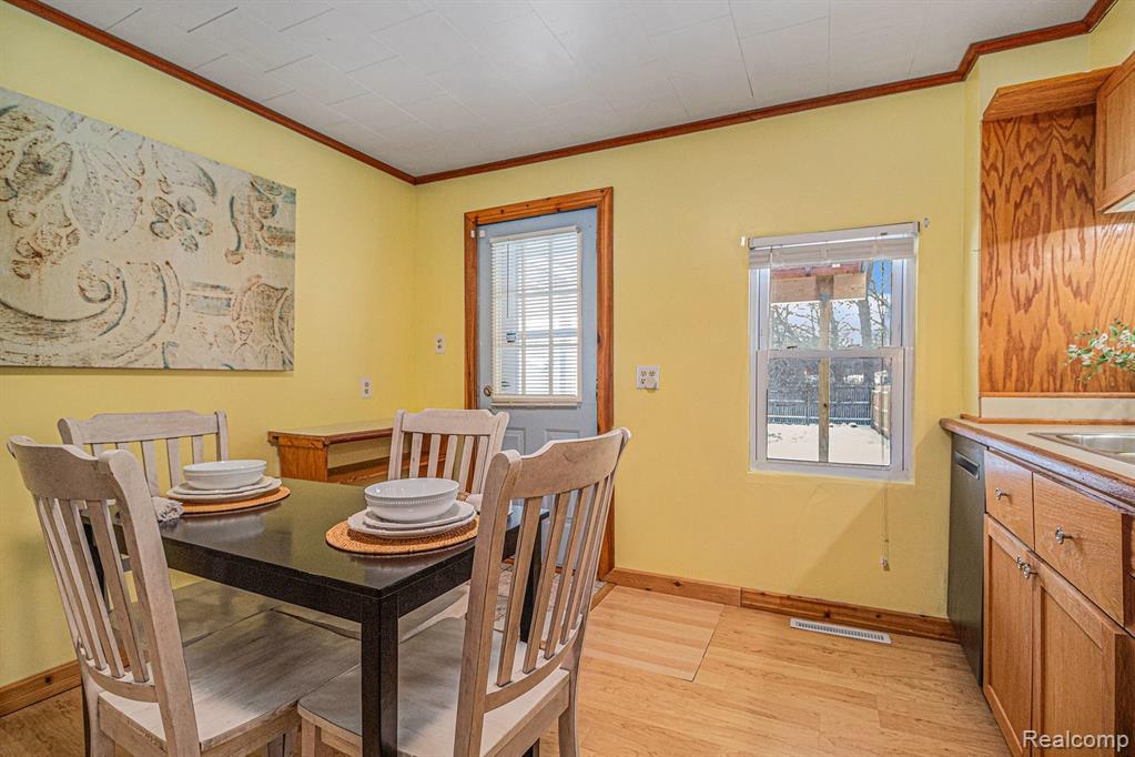 180 N Pasadena Street, Ypsilanti, MI 48198 — Photo 13