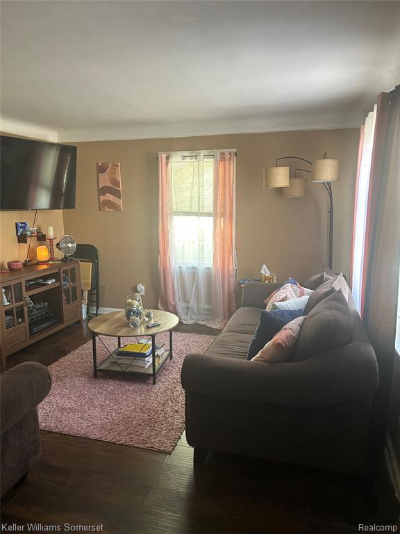 19196 MCCORMICK Street, Detroit, MI 48224 — Photo 18