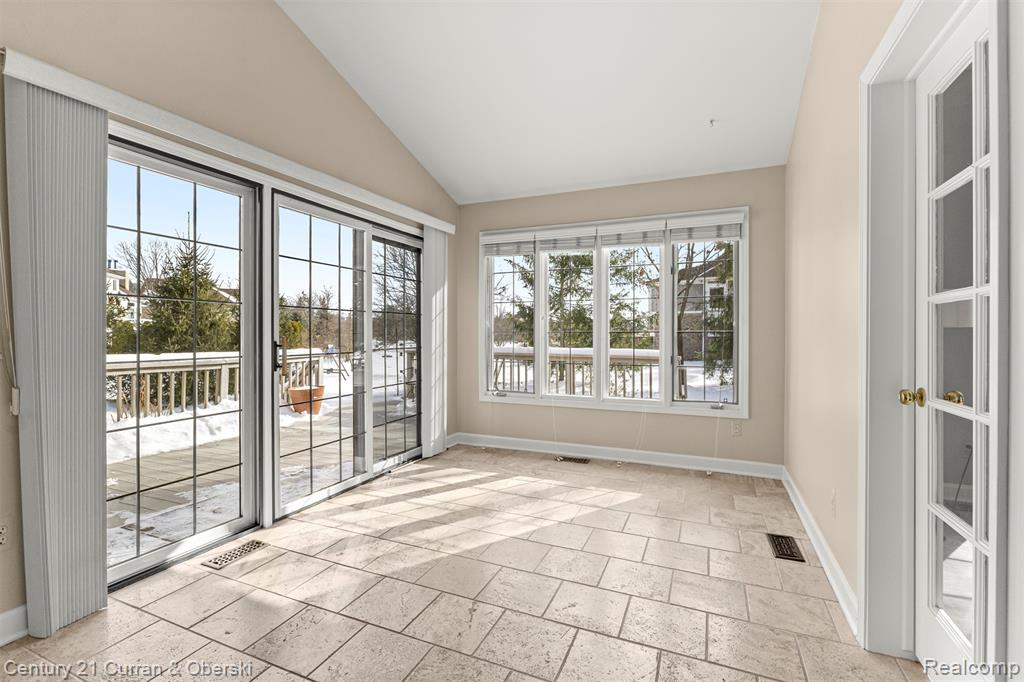 48369 Wadebridge Drive, Canton, MI 48187 — Photo 28