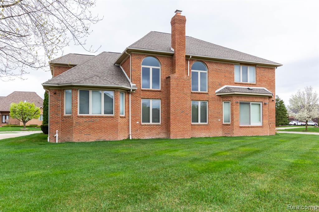 49759 Lakebridge Drive, Shelby Twp, MI 48315 — Photo 53