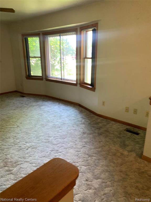28776 Danvers Court, South Lyon, MI 48178 — Photo 7