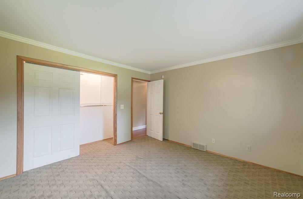 3648 WOODLAND Drive, Metamora, MI 48455 — Photo 32