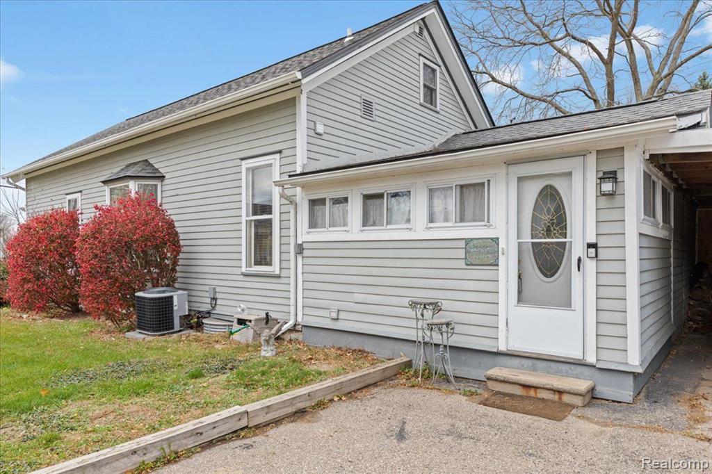 4043 PLEASANT Street, Metamora, MI 48455 — Photo 15