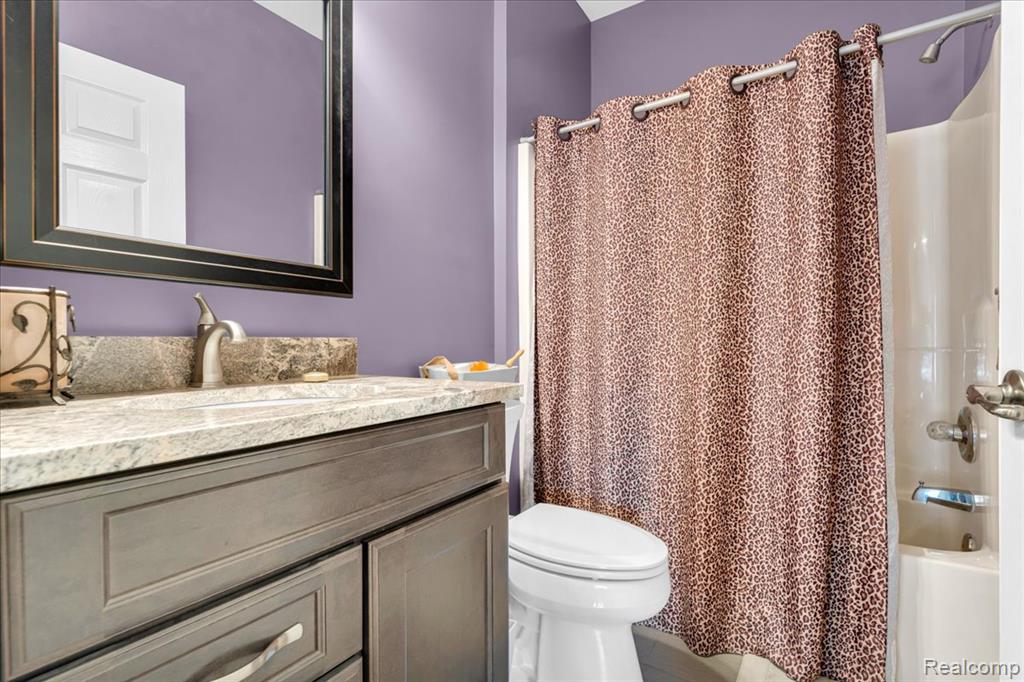 610 Belmonte Drive, Waterford, MI 48328 — Photo 21