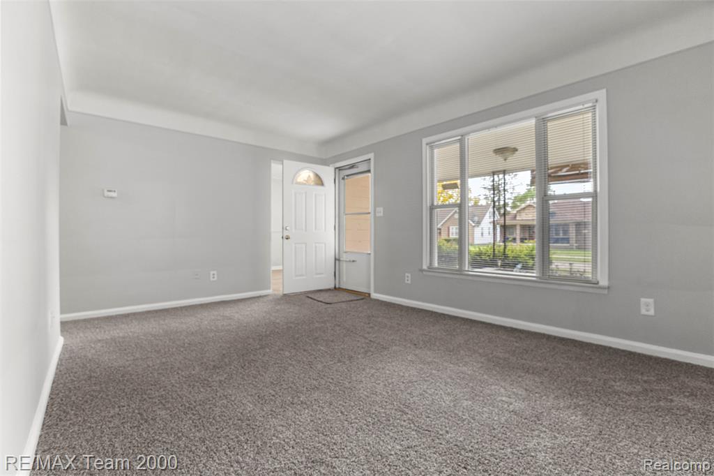 7322 Fenton Street, Dearborn Heights, MI 48127 — Photo 5