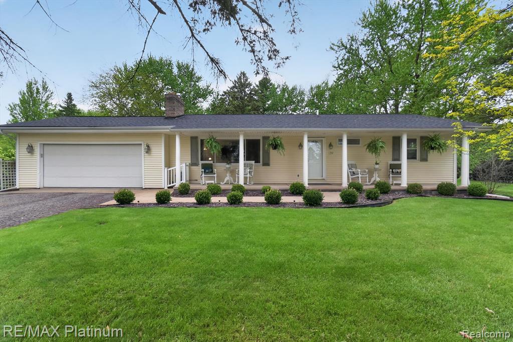 139 Edgemont Drive, Howell, MI 48855 — front exterior
