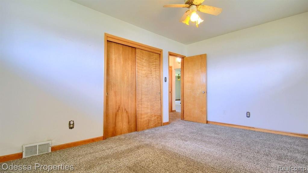 42431 MOUND Road, Sterling Heights, MI 48314 — Photo 16