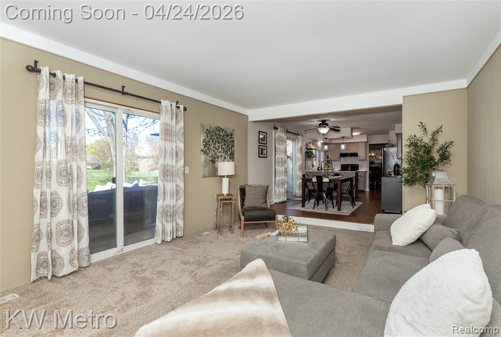 5267 Winchester Drive, Troy, MI 48085 — Photo 16