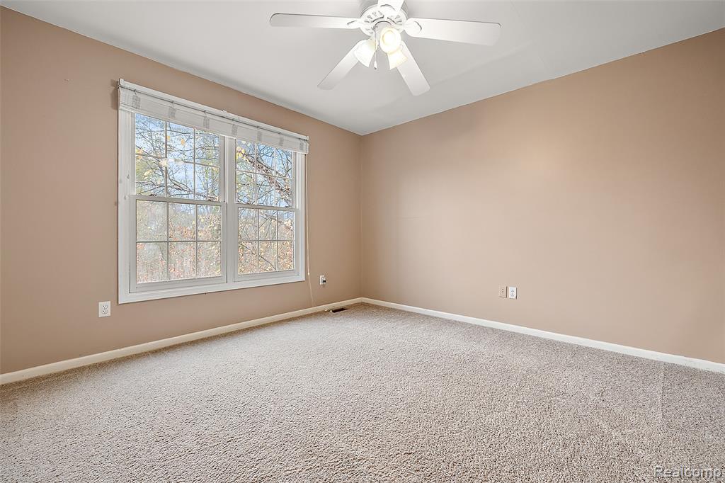 5699 Applegrove Drive, West Bloomfield, MI 48324 — Photo 26