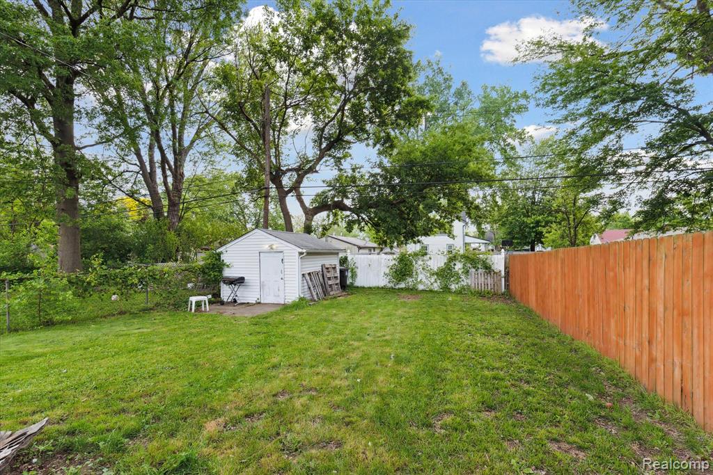 6057 Sylvia Street, Taylor, MI 48180 — Photo 23