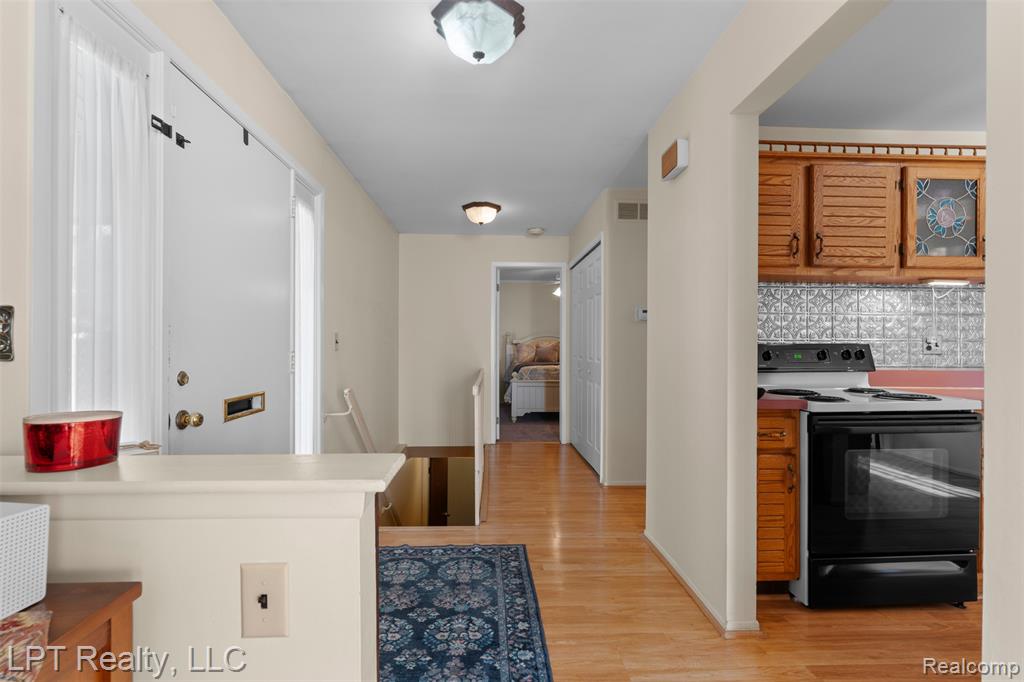 40699 Newport Drive, 256, Plymouth, MI 48170 — Photo 13