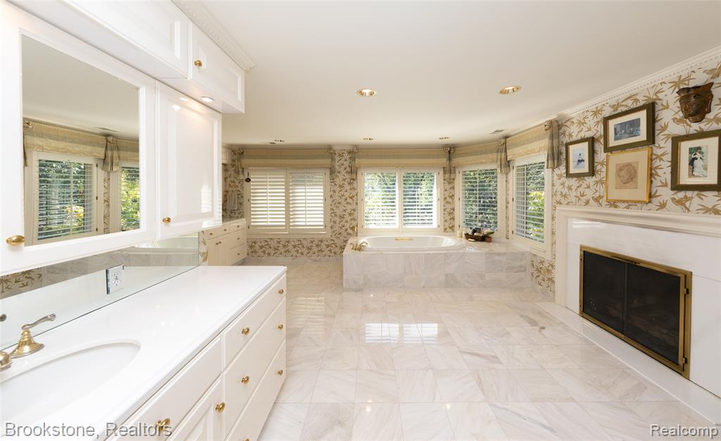 1494 HIGHPOINT, Rochester, MI 48306 — Photo 50