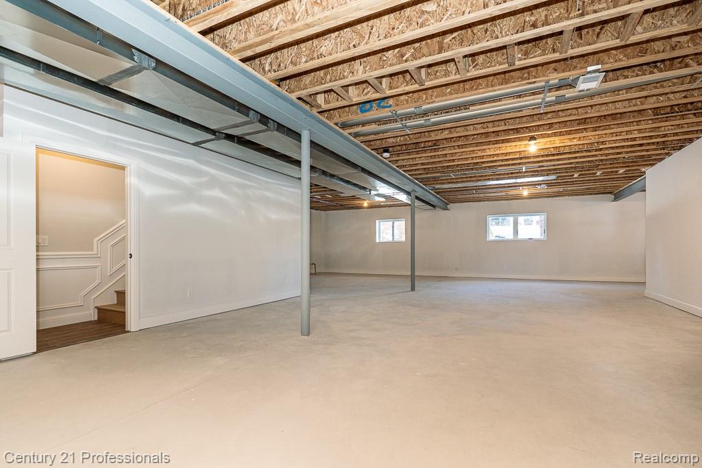 53242 Eastbourne Drive, Shelby Twp, MI 48316 — Photo 48