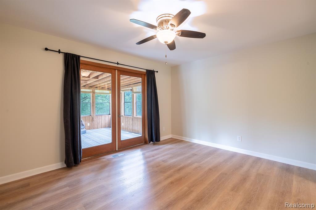 9920 DEXTER PINCKNEY Road, Pinckney, MI 48169 — Photo 25