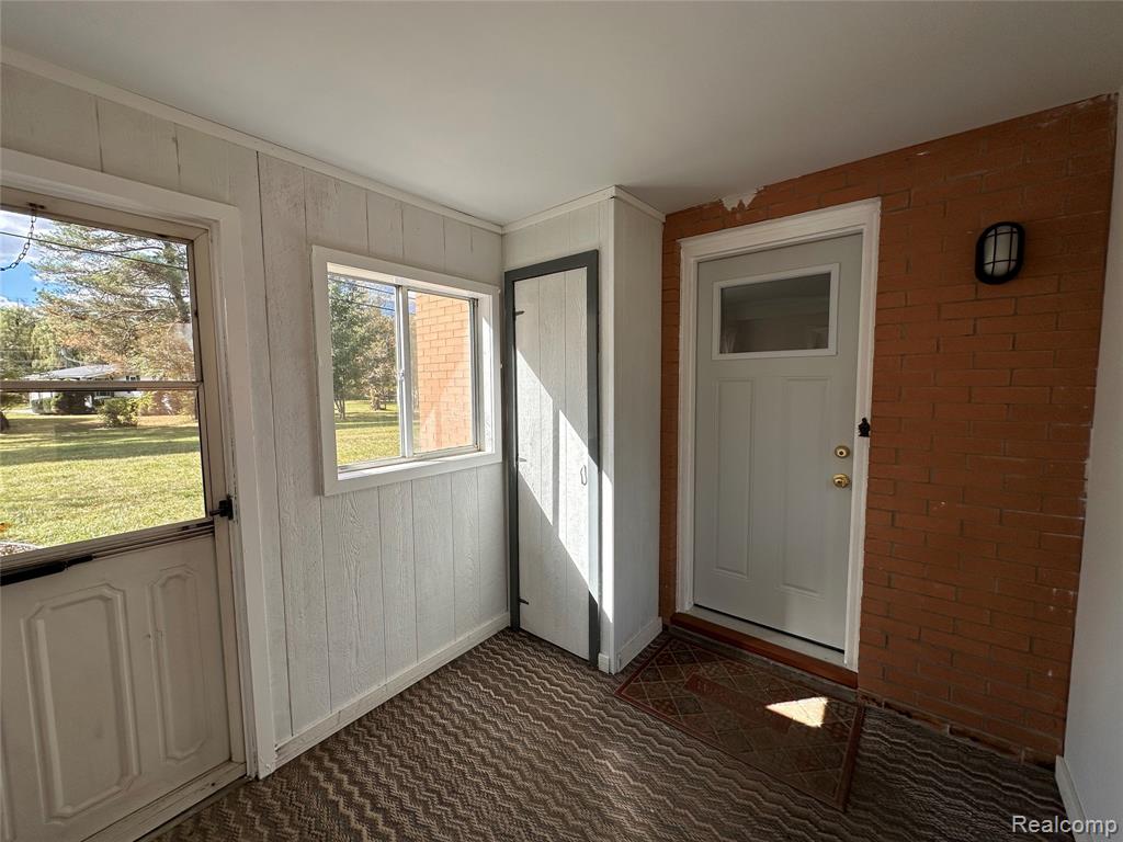 305 Angle Road, Lapeer, MI 48446 — Photo 33