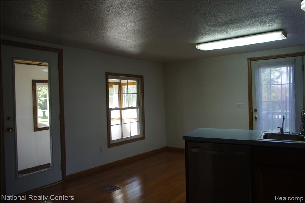 8276 War Road, Newport, MI 48166 — Photo 8
