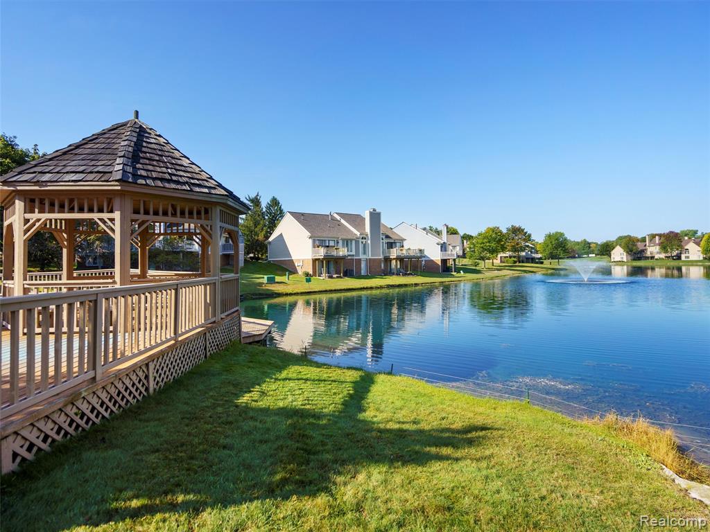 718 Upper Scotsborough Way, Bloomfield Hills, MI 48304 — Photo 55