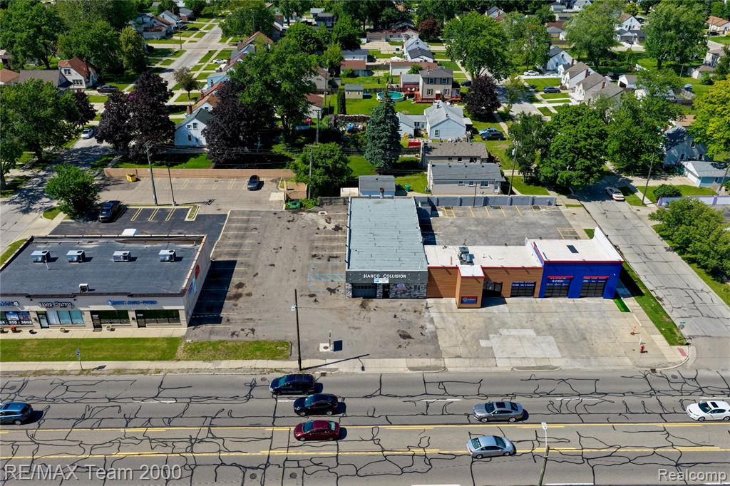 28022 Ford Rd, Garden City, MI 48135