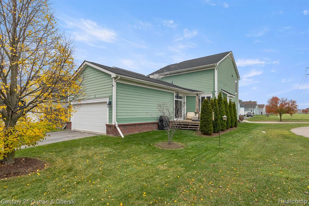 49957 JACKSON Lane, Canton, MI 48188 — Photo 47