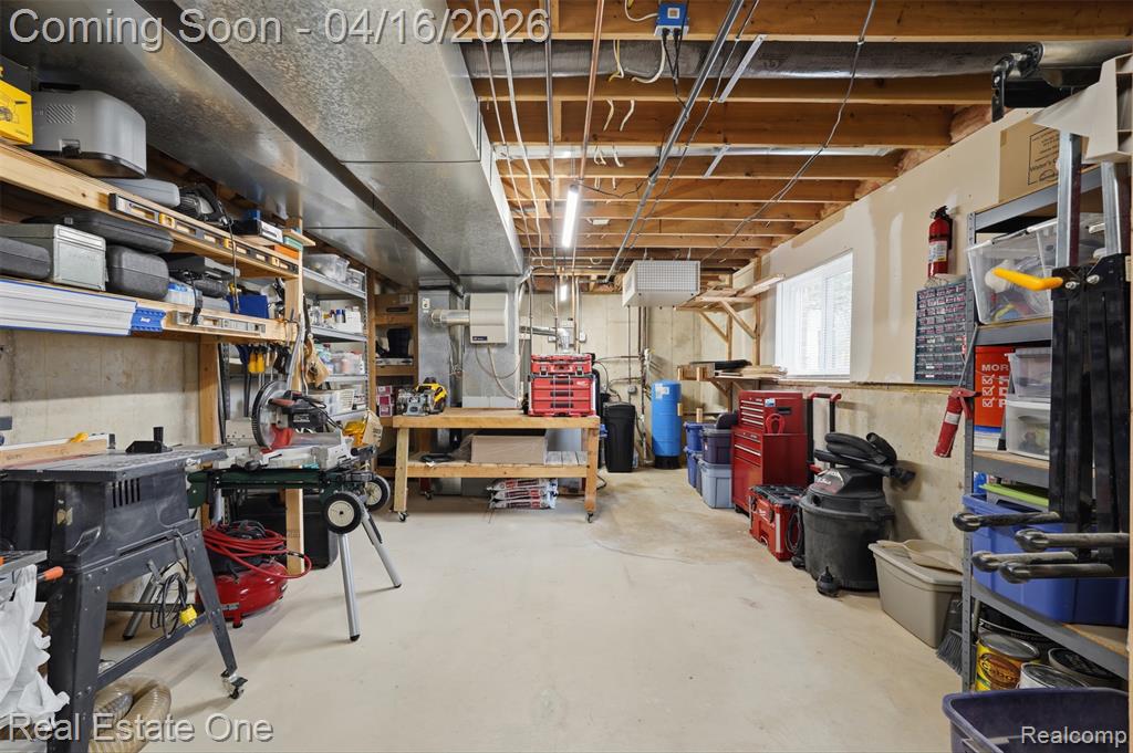 21592 Nathan Court, South Lyon, MI 48178 — Photo 48