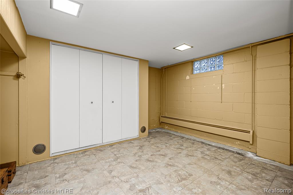 715 N Blair Avenue, Royal Oak, MI 48067 — Photo 31
