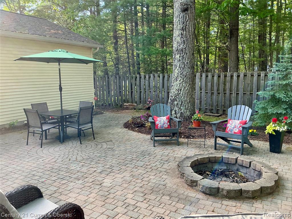 318 Elm Avenue, Roscommon, MI 48653 — Photo 25