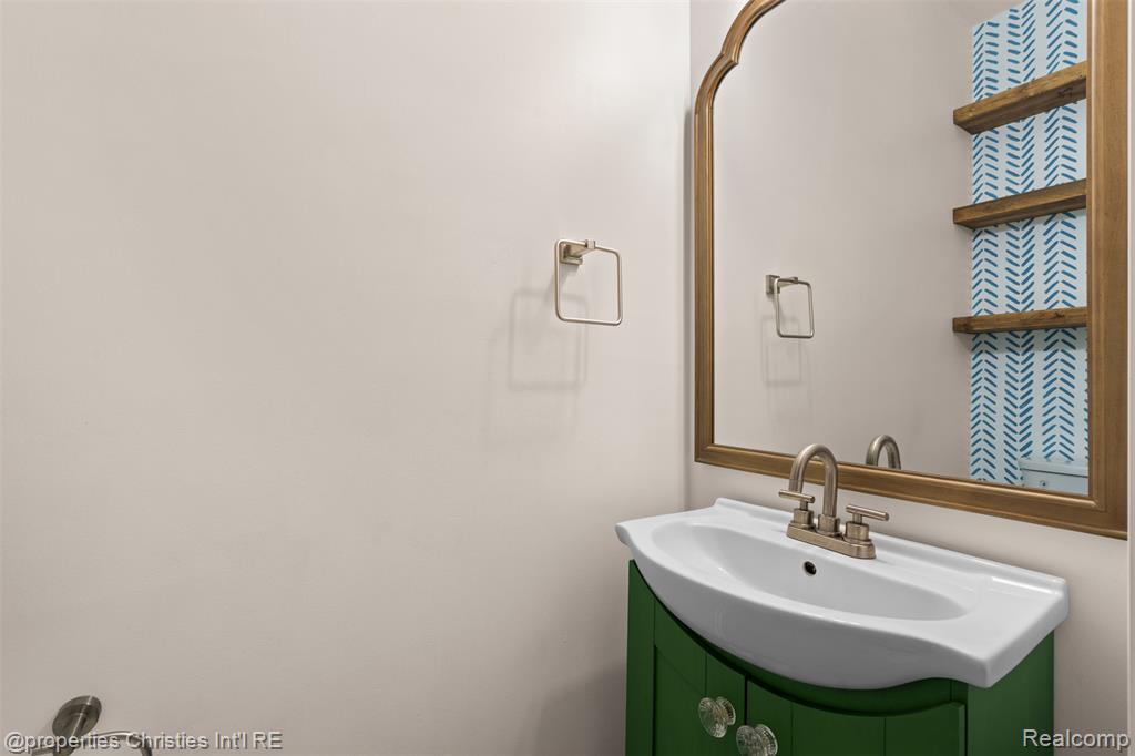 9670 Wexford Drive, Ypsilanti, MI 48198 — Photo 31